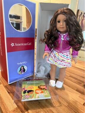 American Girl Truly Me 18-inch Doll #69 with Brown Eyes Brown Hair W/ Outfit box